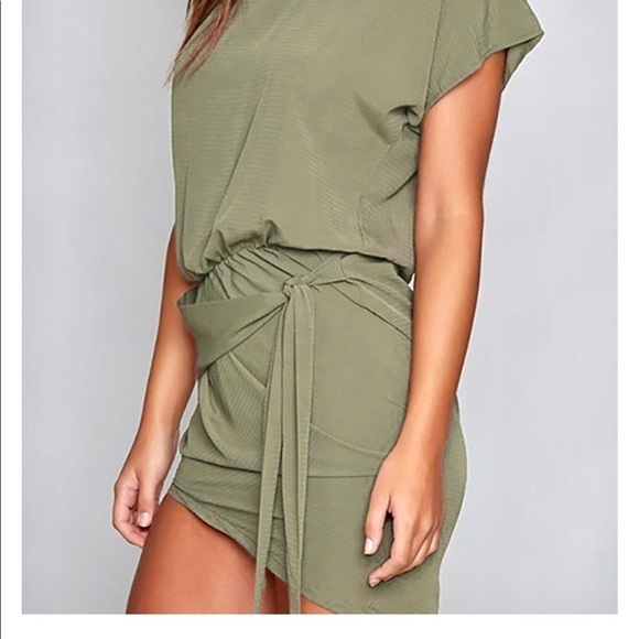 YOINS Self-tie Round Neck Short sleeves Dress M - Picture 5 of 11